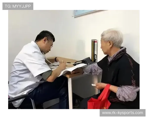 专家提醒:老年初练者需进行基础心肺与骨密度筛查 专家提醒:老年初练者需进行基础心肺与骨密度筛查